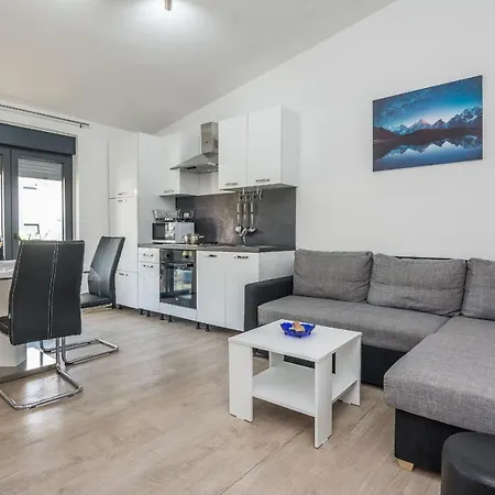 Bilic Apartamento Vir